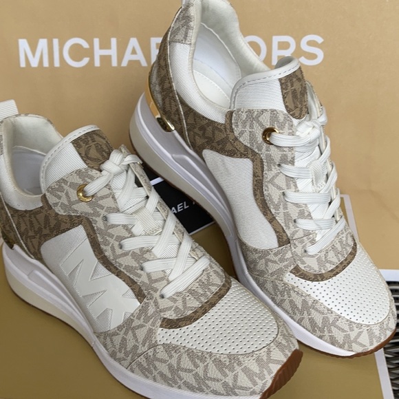 Michael Kors Crista Trainer Tech Canvas/MK Print 49F1CRFS1D OP WHITE/ECRU WMNS - Picture 6 of 16